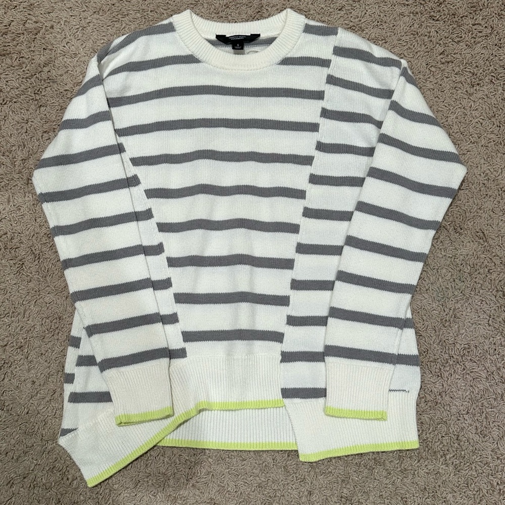 Simply Vera Rib-Knit Sweater - Picture 4 of 5